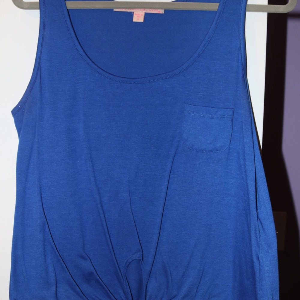 Blue cropped tank